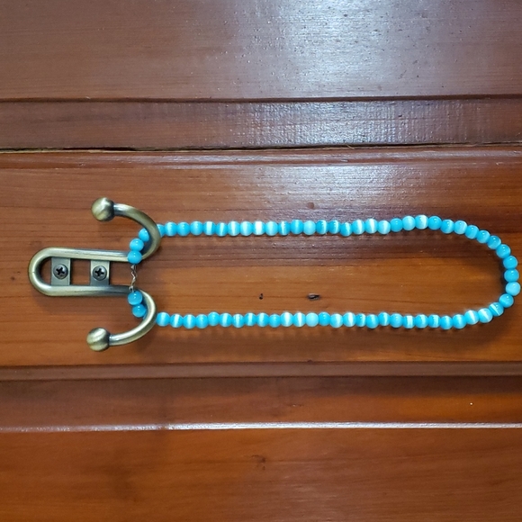 Vintage Shimmery Pearlescent Baby Blue Bead Necklace - Picture 2 of 5